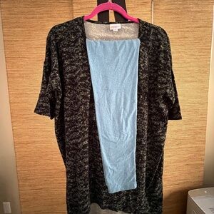 🖤 LuLaRoe Outfit Coordinating Irma Top & OS Leggings 🖤